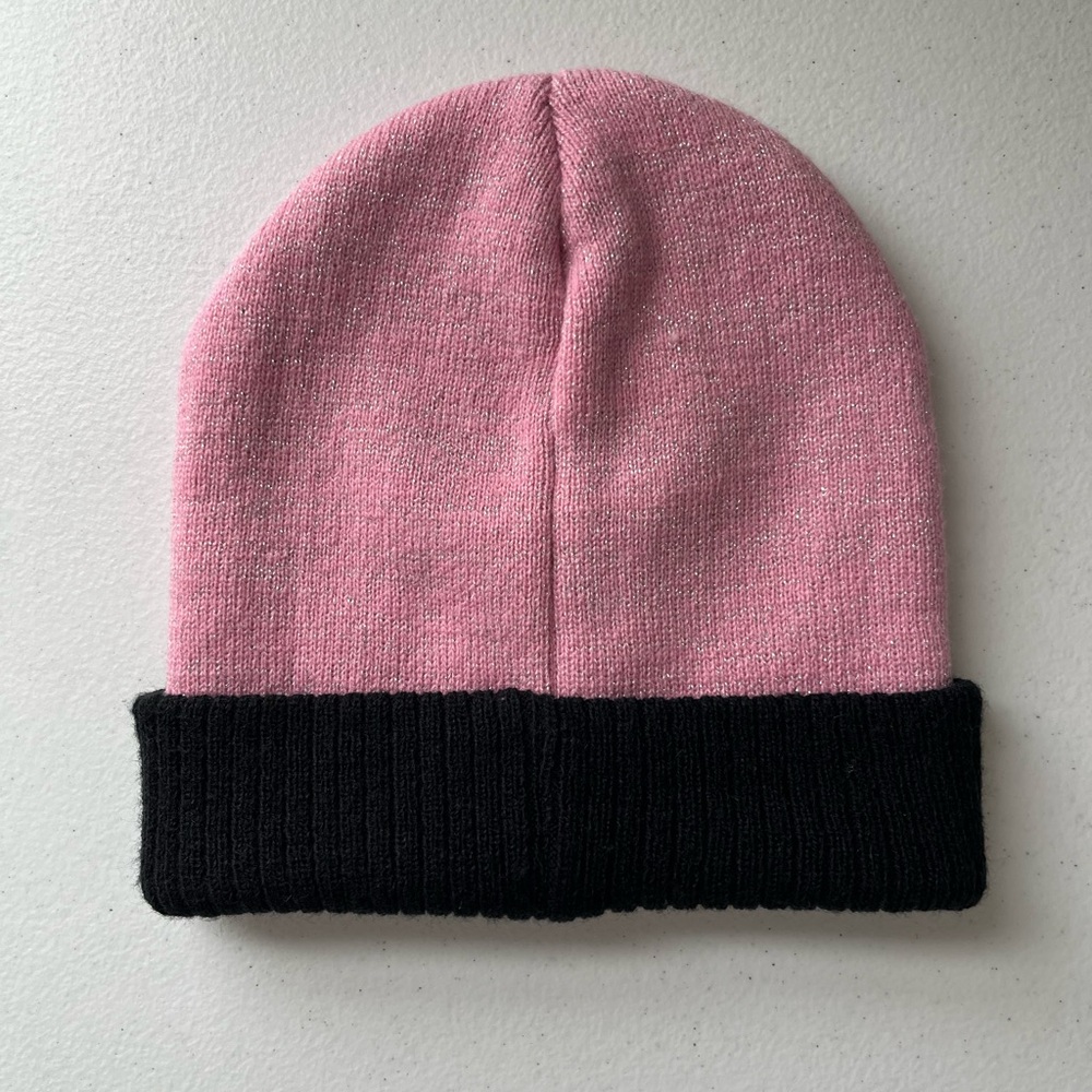 Hello Kitty Pink Accessory Bundle | Beanie, Gloves, Wallet, Watch & Keychain - Picture 6 of 17